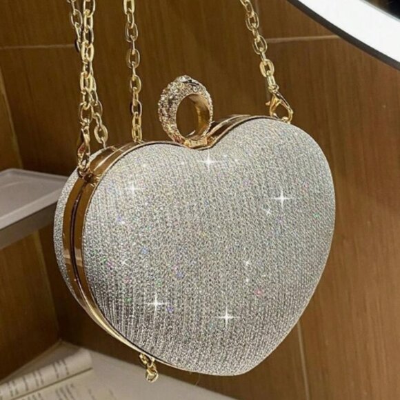 Handbags - Gorgeous Rhinestone Heart Shaped Silver Clutch